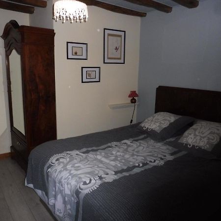 Chambre D'Hotes Des 3 Ifs Vernot エクステリア 写真