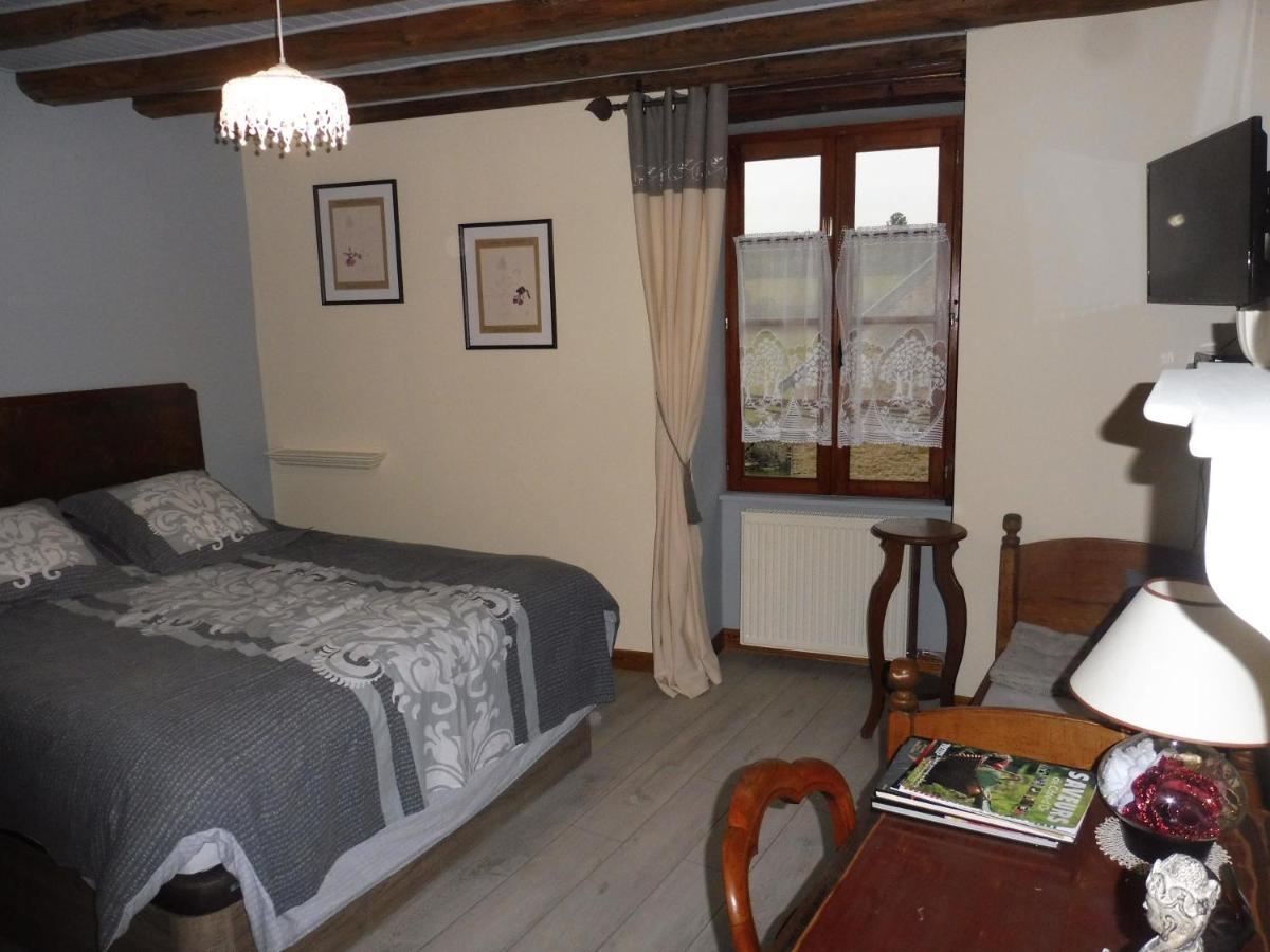 Chambre D'Hotes Des 3 Ifs Vernot エクステリア 写真